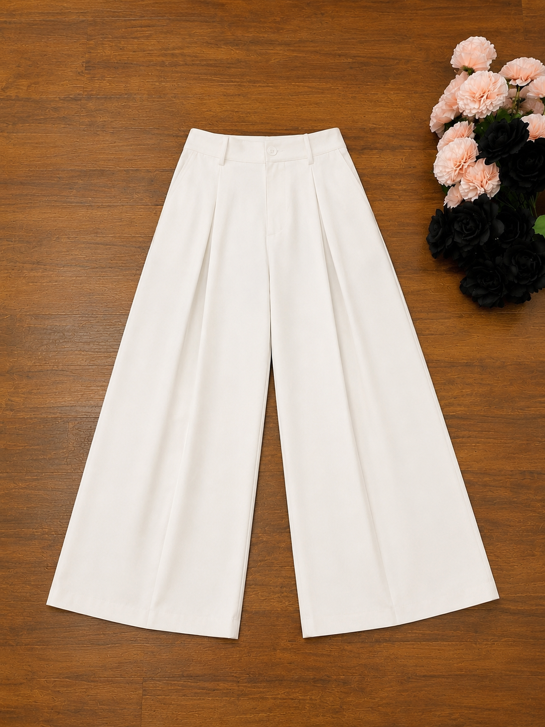 Elegant Black Wide-Leg Trousers