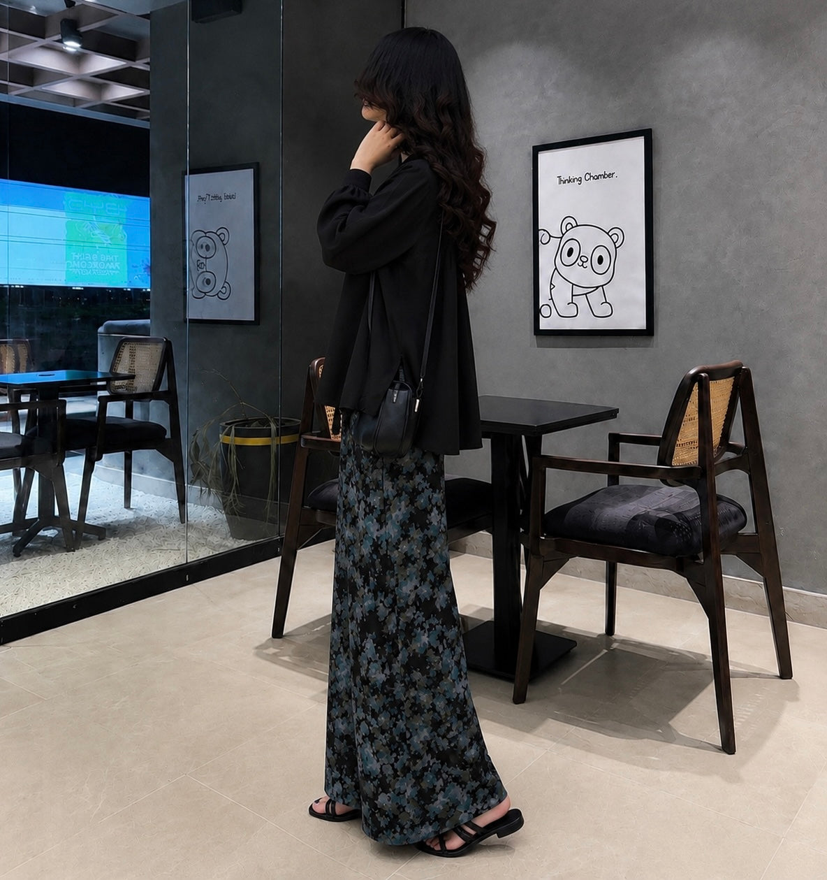 Elegant Black Top with Floral Wide-Leg Palazzo Pants – 2-Piece Co-Ord Set