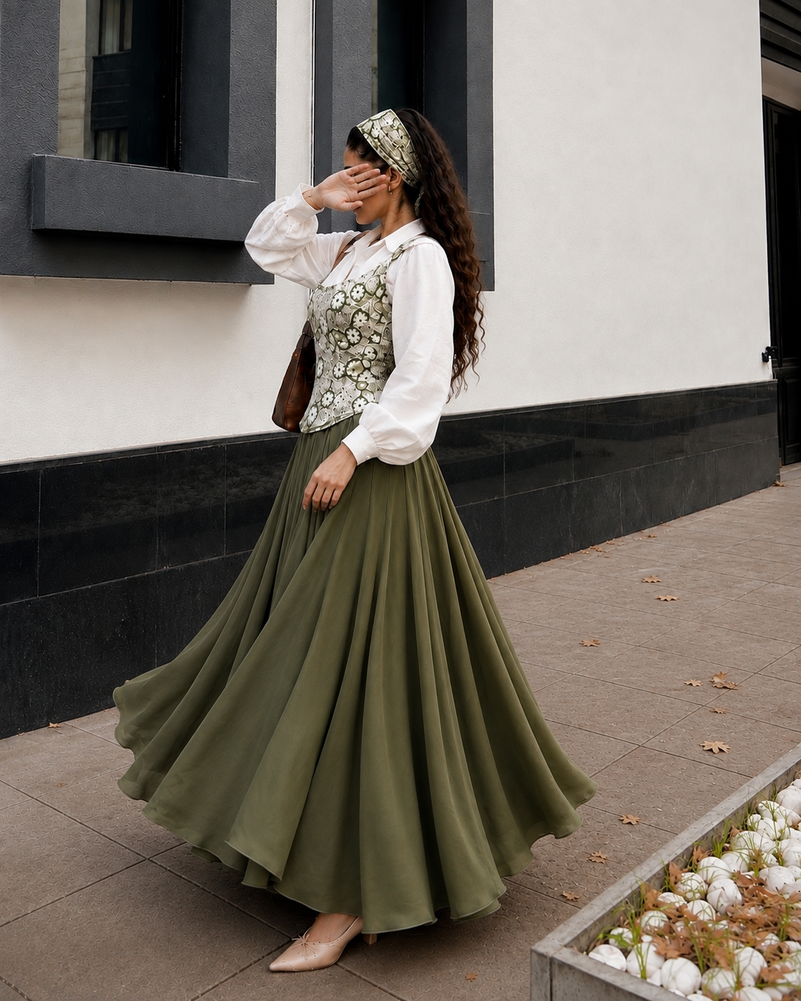 Olive Grace – Vintage Floral Corset & Flowing Skirt Shirt
